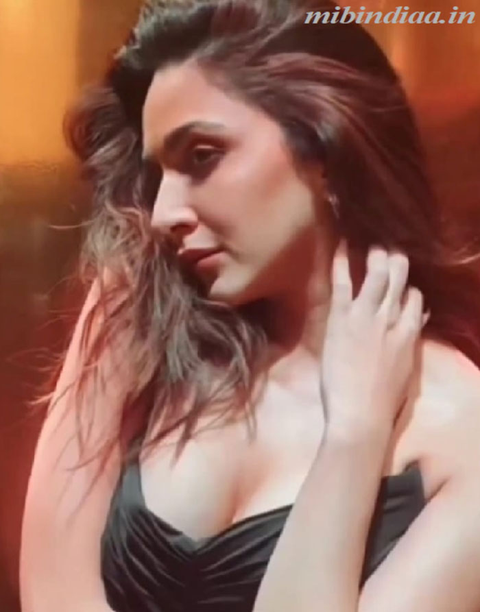 Kiara Advani Bollywood Super Show